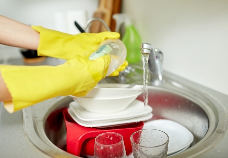 Commercial dishwashers can remove more than 99.9 per cent of bacteria.