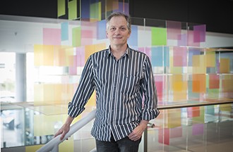 The Distinguished Innovator award will provide Associate Professor Tarlinton with US$1 million over four years to investigate the immune cells at the root of lupus. (Image: WEHI)