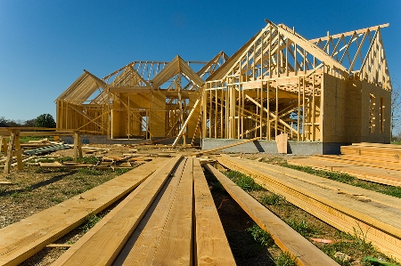Total seasonally adjusted new home sales eased by 0.4 per cent in December 2013.
