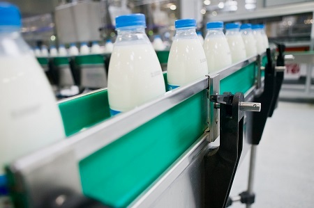 Demand has kept Australia's milk industry buoyant and increased the price premium for locally-made milk powders overseas.