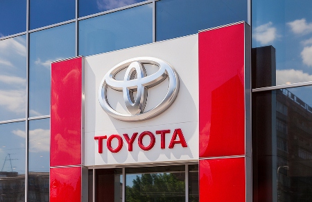 The contribution would help Toyota Australia's suppliers improve their efficiency and productivity and diversify into new markets.