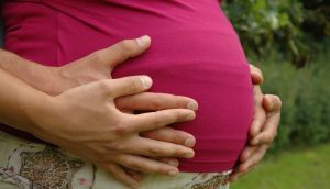 "The study results support a policy of offering women with low risk pregnancies a choice of birth setting" and will enable women and their partners to have informed discussions with health professionals about planned place of birth."