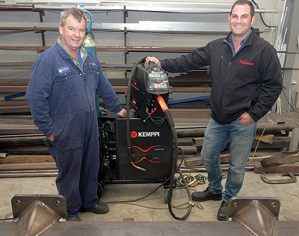 Left to Right: Mr Bruce Clarke, Managing Director, Clarke Engineering, and Mr Niki Bohlmann, North Island Sales Manager, Welding Engineers NZ Ltd, with the Kemppi FastMig X Black.