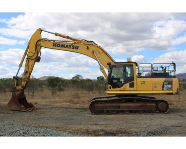 Komatsu - Used Excavator | 2019 Komatsu PC300LC-8M0
