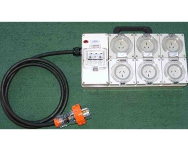 EEC Technical Services - 32A 3 Phase 240V Adaptor Power Board with 6x15A outlets. V1