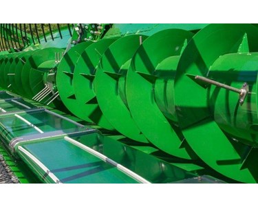 Zurn - Combine Harvester | Premium Flow 740Pf Front