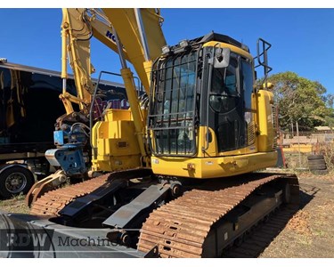 Komatsu - Used Excavator | 2023 Komatsu PC228USLC-11