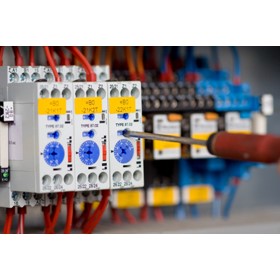 Industrial Electricians & Shift Coverage