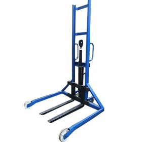 Manual Straddle Stacker