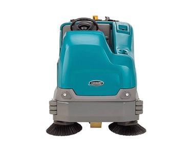 Tennant - Ride-on Scrubber | T17