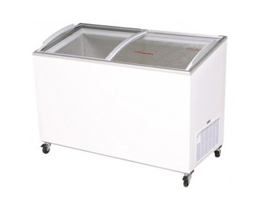 555L AngleTop/Curved Glass Chest Freezer | CF0600ATCG