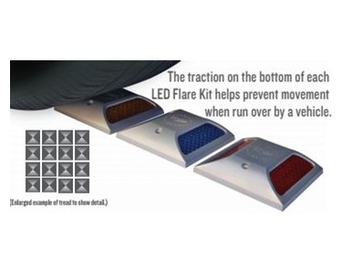 Checkers Rechargable LED Road Flare Kit | Safety Lights