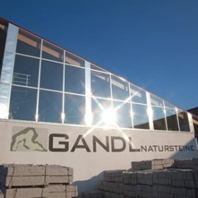 Gandl focuses on the BEUMER robotic palletiser
