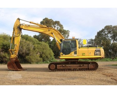 Komatsu - Used Excavator | 2017 Komatsu PC300LC-8M0