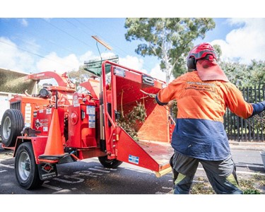 Morbark Beever - Used 2023 Morbark Beever 1621X Diesel Wood Chipper