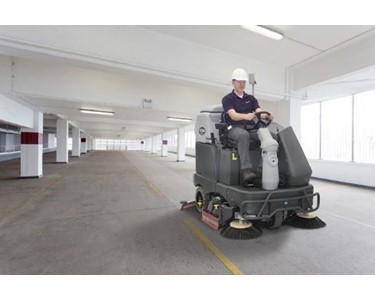 Ride On Scrubber Dryer | SC6500