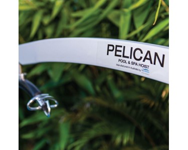 Pelican - Pool/Spa Hoist