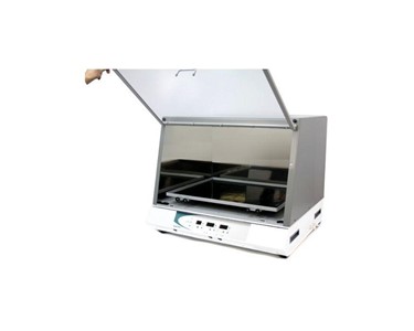 Ratek - Laboratory Incubator Shaker | 700 x 530 mm