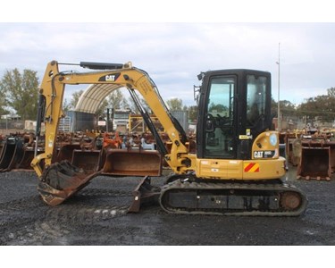Caterpillar - Used Mini Excavator | 2017 Caterpillar 305E2CR