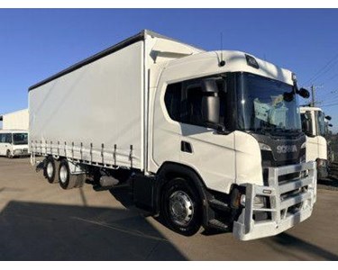 Scania - Used Curtainsider Truck | P320 Curtainsider