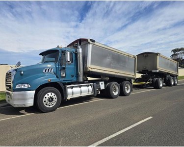 Used Truck and Dog Trailer | 2016 Mack Granite