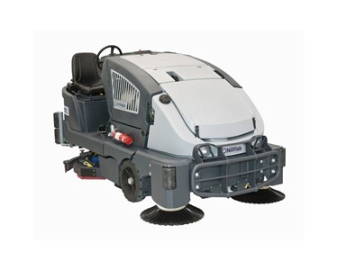 Nilfisk - Combination Sweeper and Scrubber | CS7000 