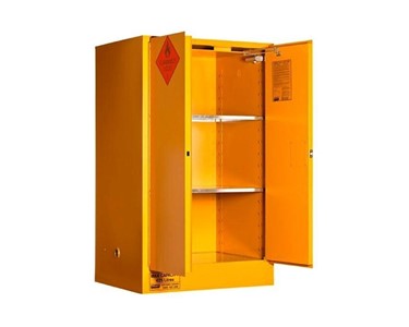 Pratt - Flammable Liquid Storage Cabinet | PS5590AS