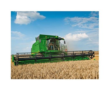 John Deere - Combine Harvester | T670 HM