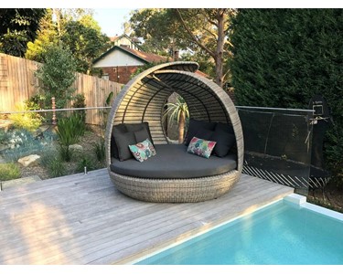 Royalle - Wicker Daybed | Lotus 