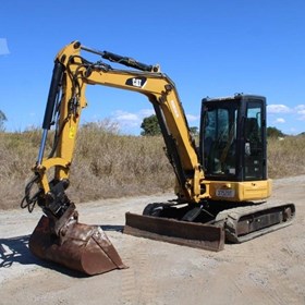 Used Mini Excavator | 2015 Caterpillar 305.5E2CR