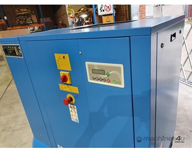 Focus Industrial - Rotary Screw Compressor with Air Dryer and 500L Receiver Tank | 20HP 