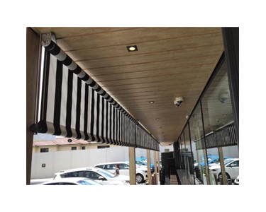 SWAS - Shop Front Awning | Aberdeen 9300