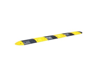 Heavy Vehicle Recycled Rubber Speed Hump - 50mm