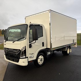 Pantech Truck | NNR 45-150 DT D34 Car Licence Pantech