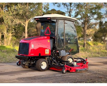 John Deere - Ride on Commercial Lawn Mower Diesel | Toro Groundsmaster 4010D