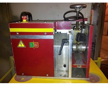 McIntyre - Wire & Cable Stripping Machine | Euro-Strip 1000