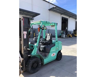 Mitsubishi - Diesel Counterbalance Forklift | FD25NT-C | 2.5T 