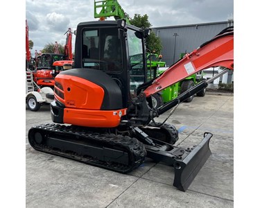 Kubota - Used Mini Excavator | 2015 Kubota U55-4