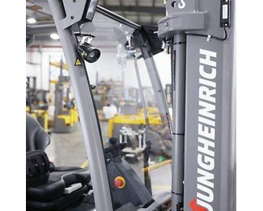 Jungheinrich - 3 Ton Electric Forklift | EFG MC 316k/ 316/ 320/ 325k/ 325/ 330