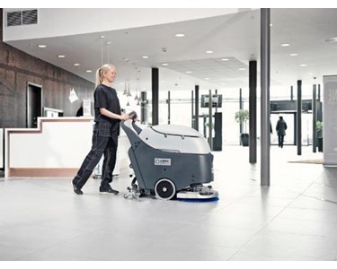 Medium Walk Behind Scrubber Dryer | SC450