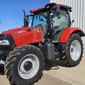 Farm Tractor | MAXXUM 125