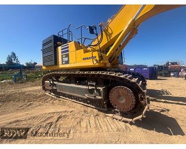 Komatsu - Used Excavator | 2021 Komatsu PC700LC-11