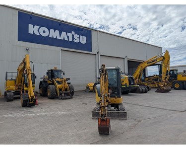 Komatsu - Used Mini Excavator | 2016 Komatsu PC30MR-3