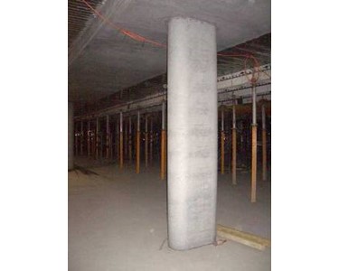 Concrete Column | Oval | Shutter