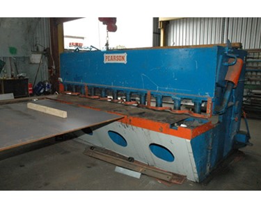 Guillotining Fabrication Services