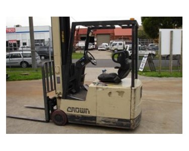 Crown - Electric Forklifts | 1.5T