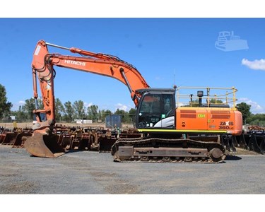 Hitachi - Used Excavator | 2016 Hitachi ZX360LC-5B