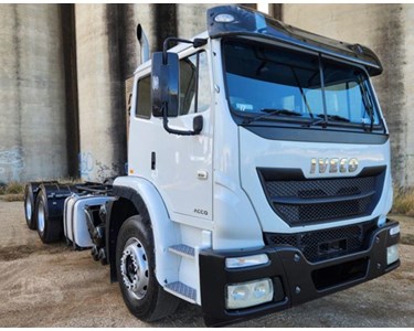 Cab & Chassis Truck | 2016 IVECO ACCO 2350 
