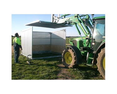 Paton - Mobile Livestock Shelter – Large