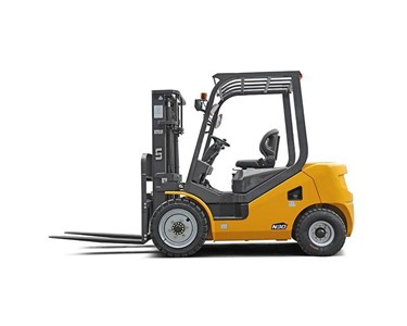 UN Forklift - 3.0T Diesel Forklifts | FD30T3F450SSFP 4.0m Duplex
